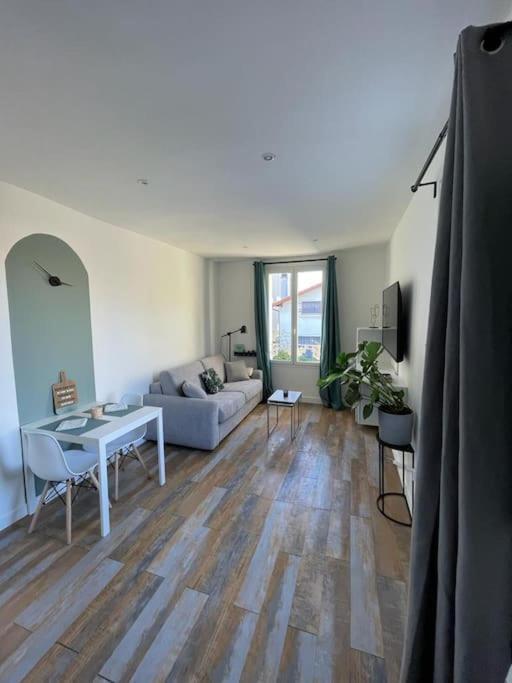 Charmant Studio Tout Equipe Aux Portes De Paris Bagnolet Eksteriør bilde